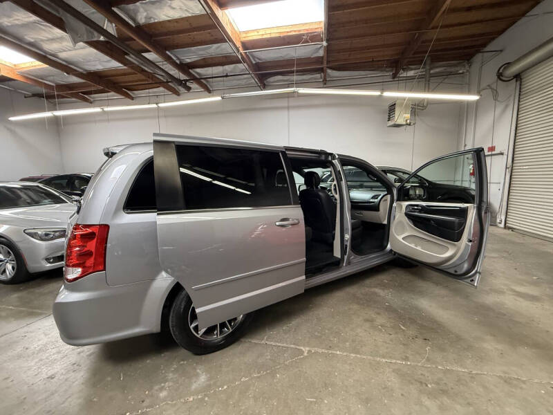 2017 Dodge Grand Caravan SXT