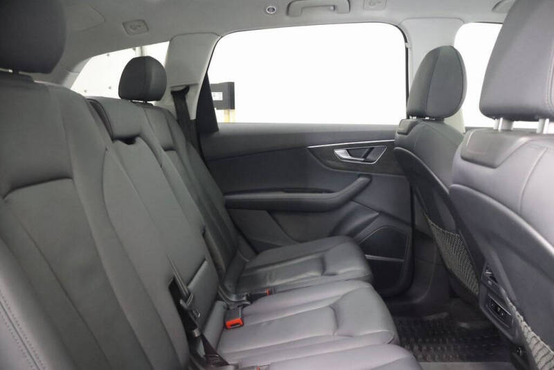 2023 Audi Q7 quattro Premium Plus 55 TFSI