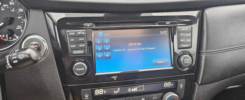 2017 Nissan Rogue SL