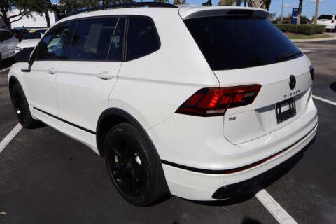 2023 Volkswagen Tiguan SE R-Line Black