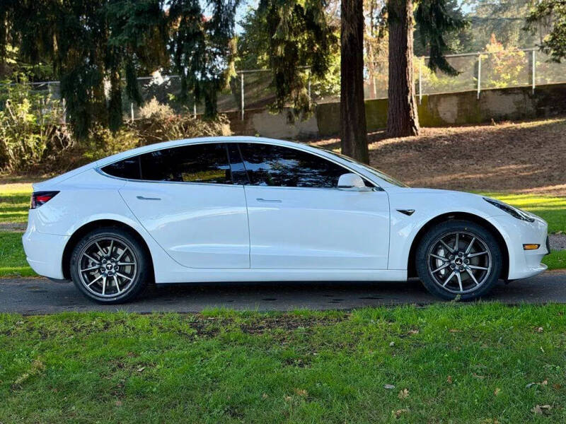 2019 Tesla Model 3 Standard Range Plus