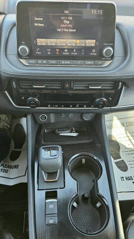 2022 Nissan Rogue SV