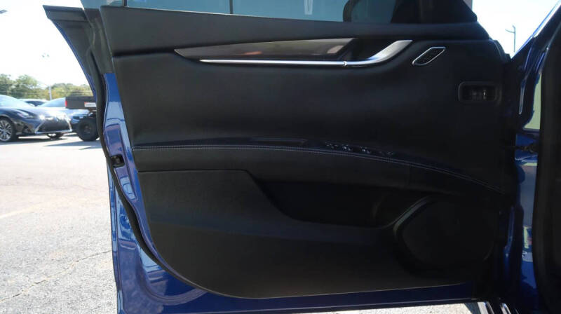 2017 Maserati Ghibli