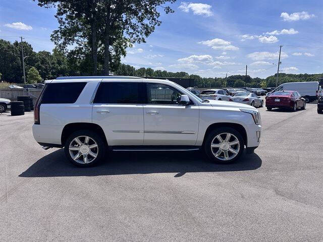2020 Cadillac Escalade Luxury