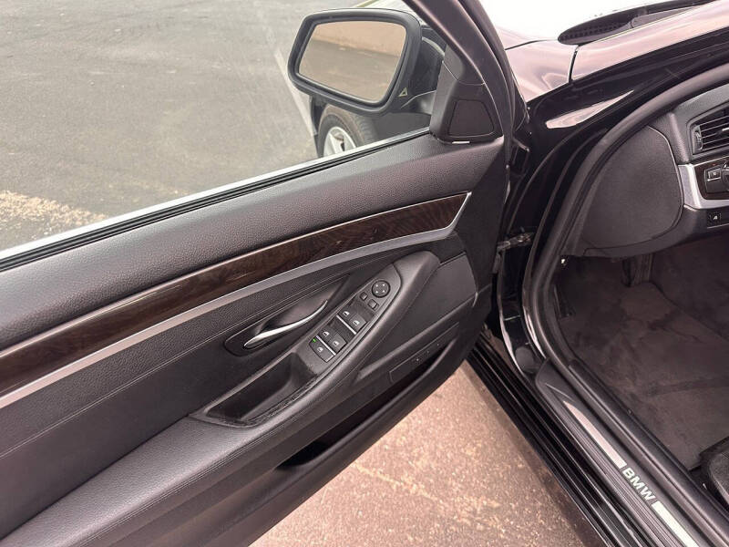 2013 BMW 5 Series 528i