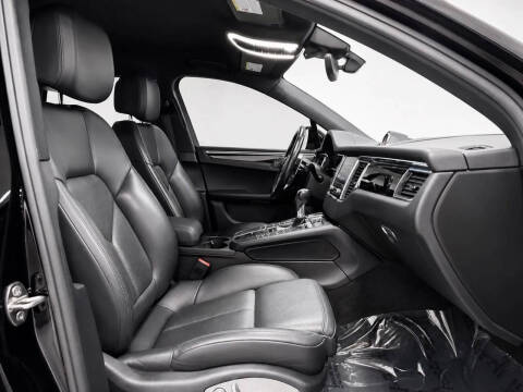 2018 Porsche Macan S