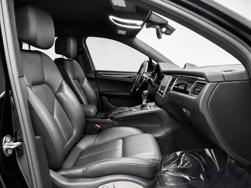 2018 Porsche Macan S