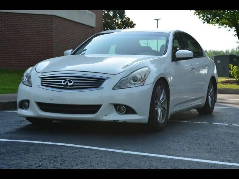 2015 Infiniti Q40