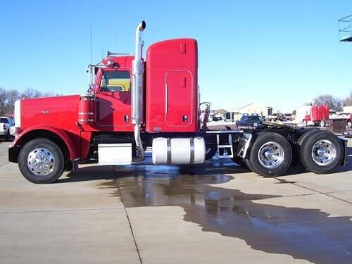 2007 Peterbilt 379 for sale at Pladson INC in Dickinson, ND