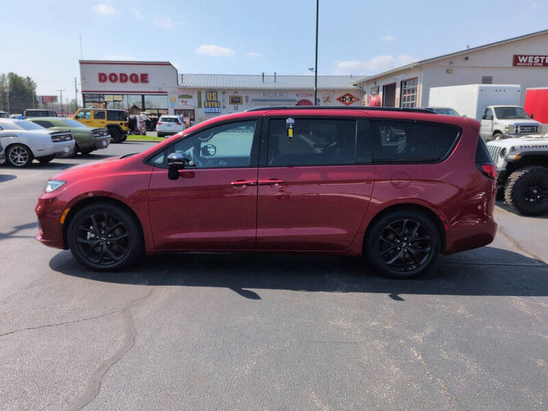 2025 Chrysler Pacifica Limited