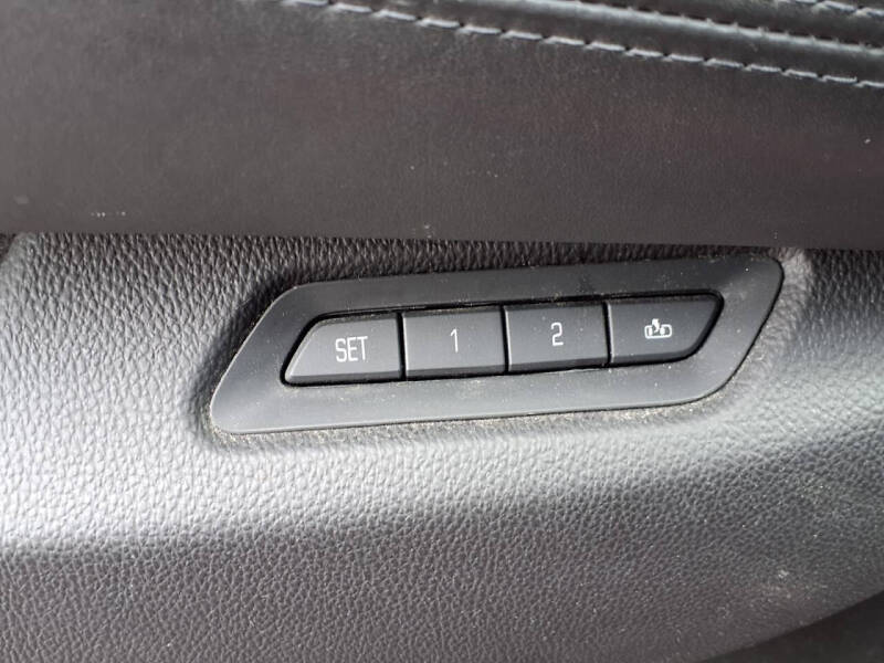 2016 Cadillac Escalade Platinum