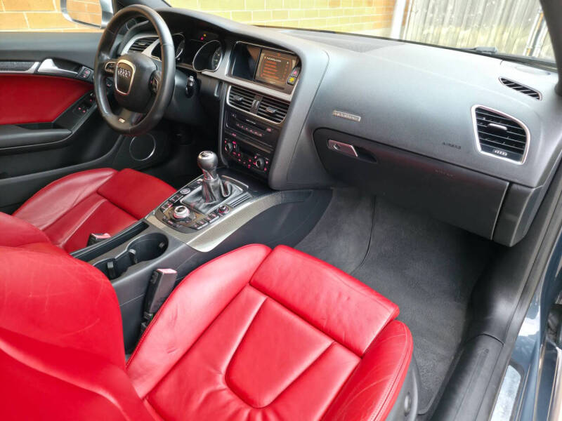 2008 Audi S5 quattro