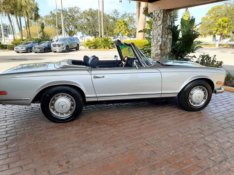 1969 Mercedes-Benz 280 SL for sale at Complete Auto Remarketing Specialists Inc. in Tampa, FL