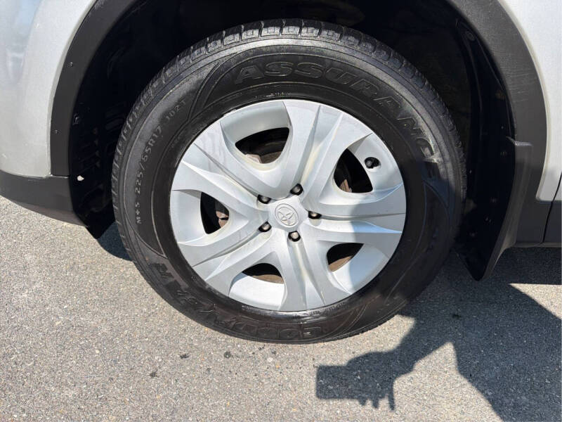 2014 Toyota RAV4 LE