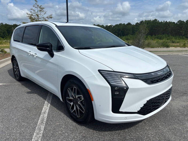 2027 Chrysler Pacifica Limited