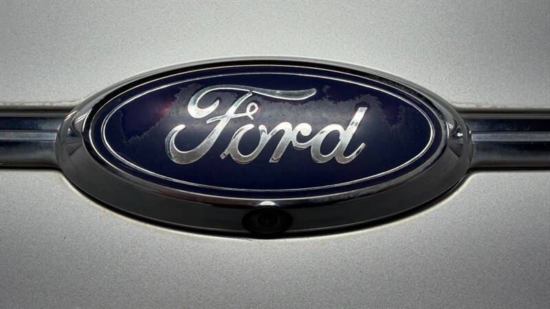2016 Ford Taurus SE
