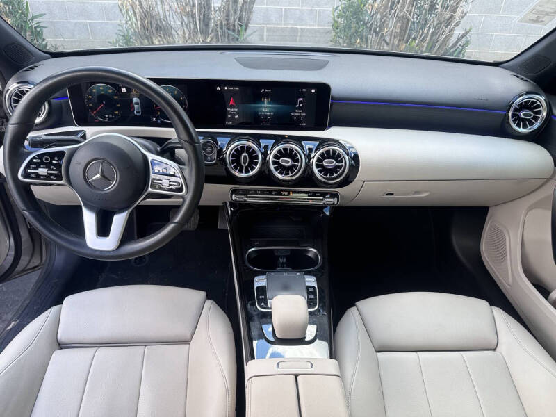 2019 Mercedes-Benz A-Class A 220