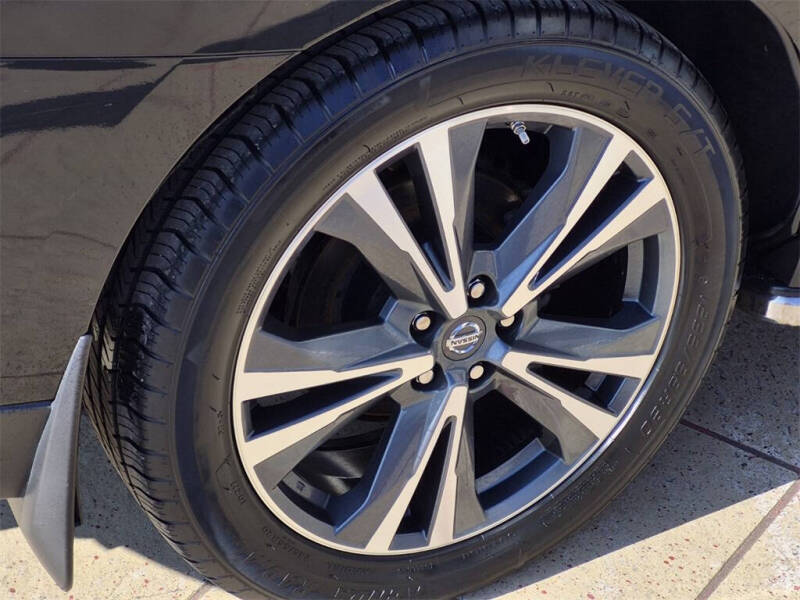 2017 Nissan Pathfinder Platinum