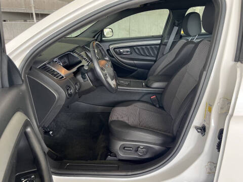 2013 Ford Taurus SEL