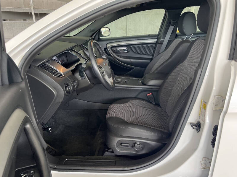 2013 Ford Taurus SEL