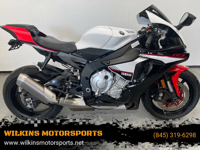 2016 Yamaha YZF-R1