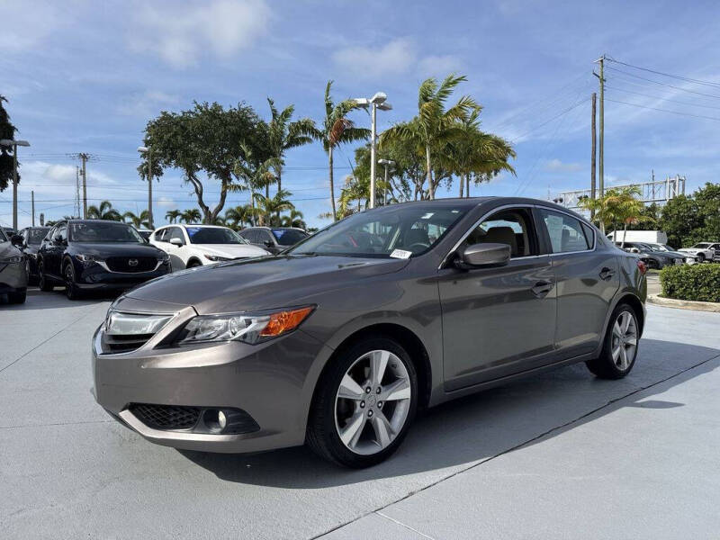 2015 Acura ILX 2.0L w/Tech