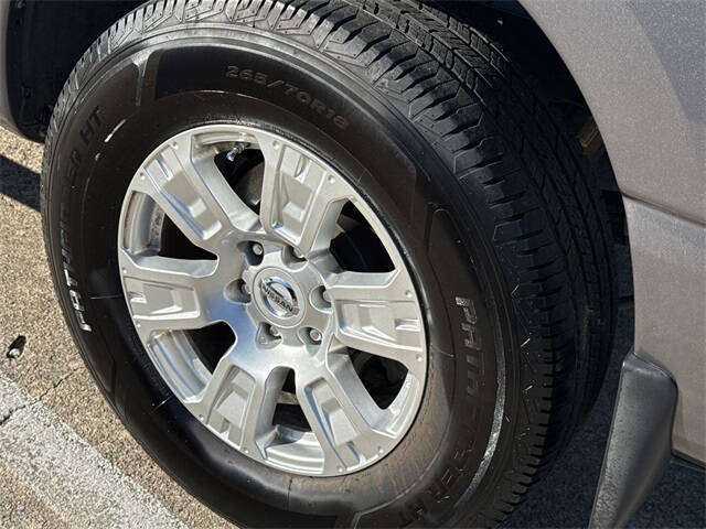 2018 Nissan Titan SV