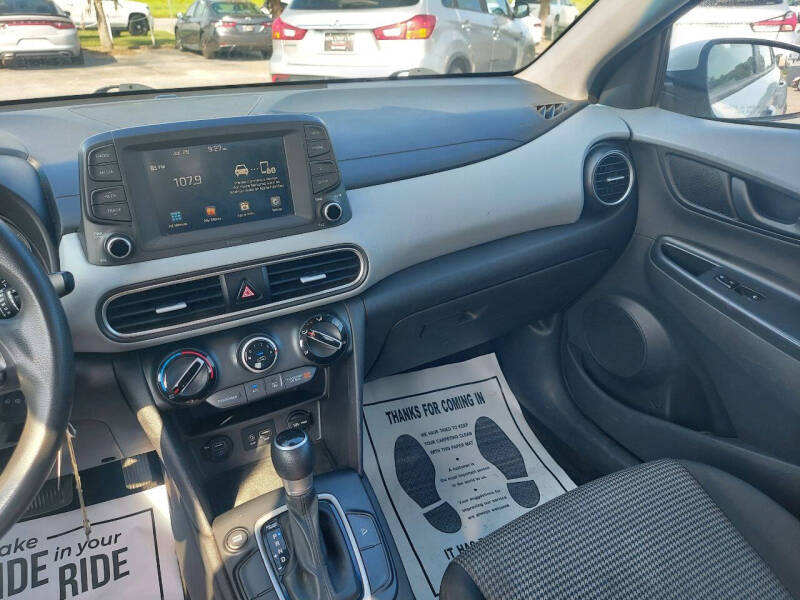 2021 Hyundai Kona SE