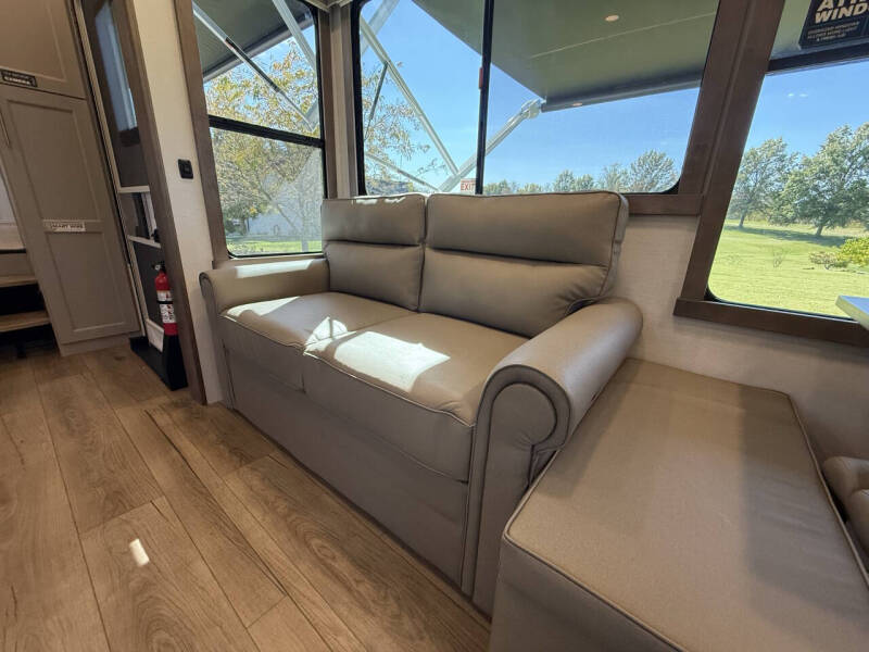 2026 Alliance RV Paradigm