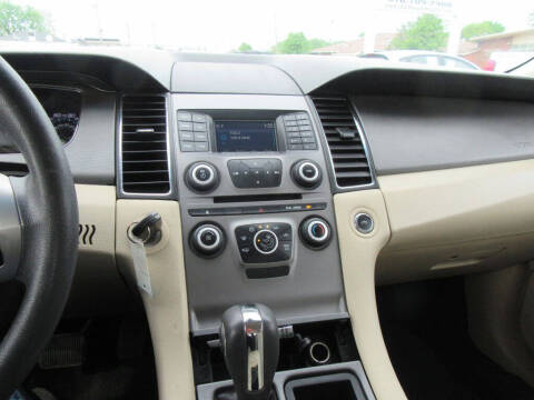 2015 Ford Taurus