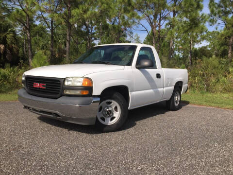 2002 GMC Sierra 1500 for sale at VICTORY LANE AUTO SALES in Port Richey FL