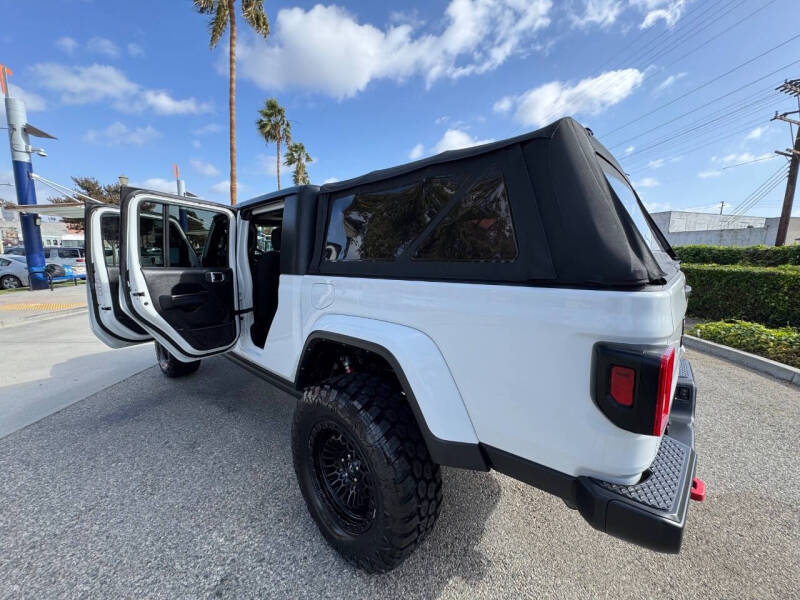 2021 Jeep Gladiator California Edition