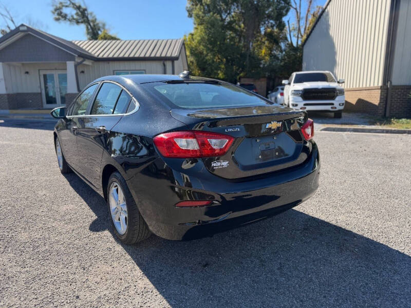 2017 Chevrolet Cruze LT Auto