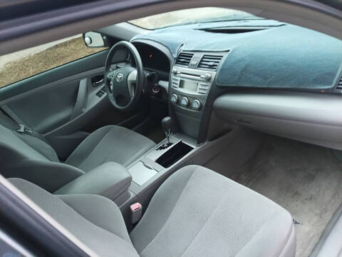 2010 Toyota Camry LE