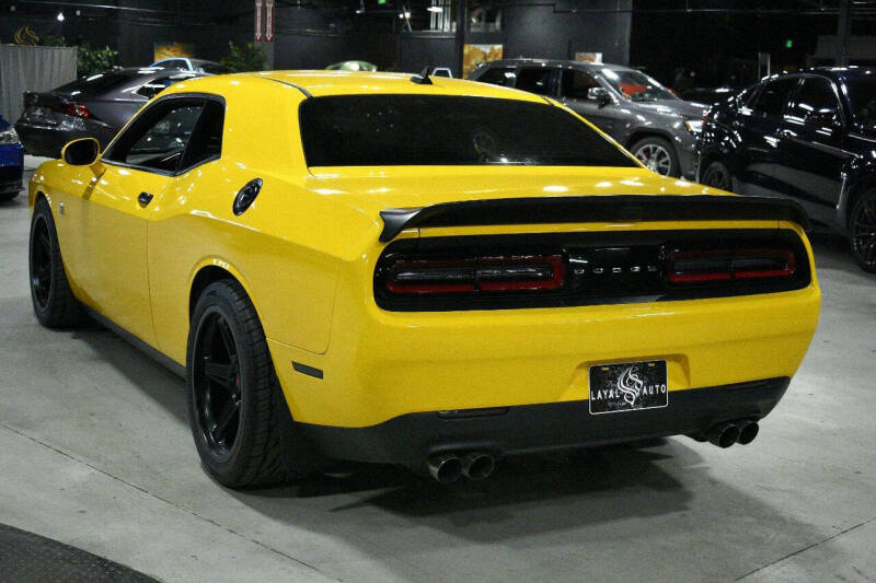 2018 Dodge Challenger 392 HEMI Scat Pack Shaker