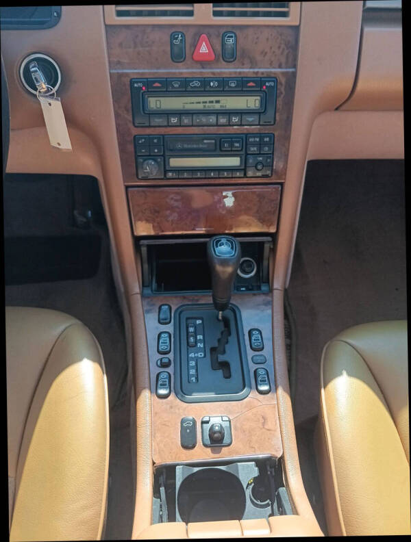 1998 Mercedes-Benz E-Class E 320