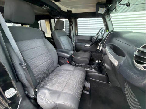 2011 Jeep Wrangler Unlimited Sahara