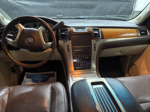 2014 Cadillac Escalade Platinum