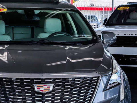 2022 Cadillac XT5 Premium Luxury