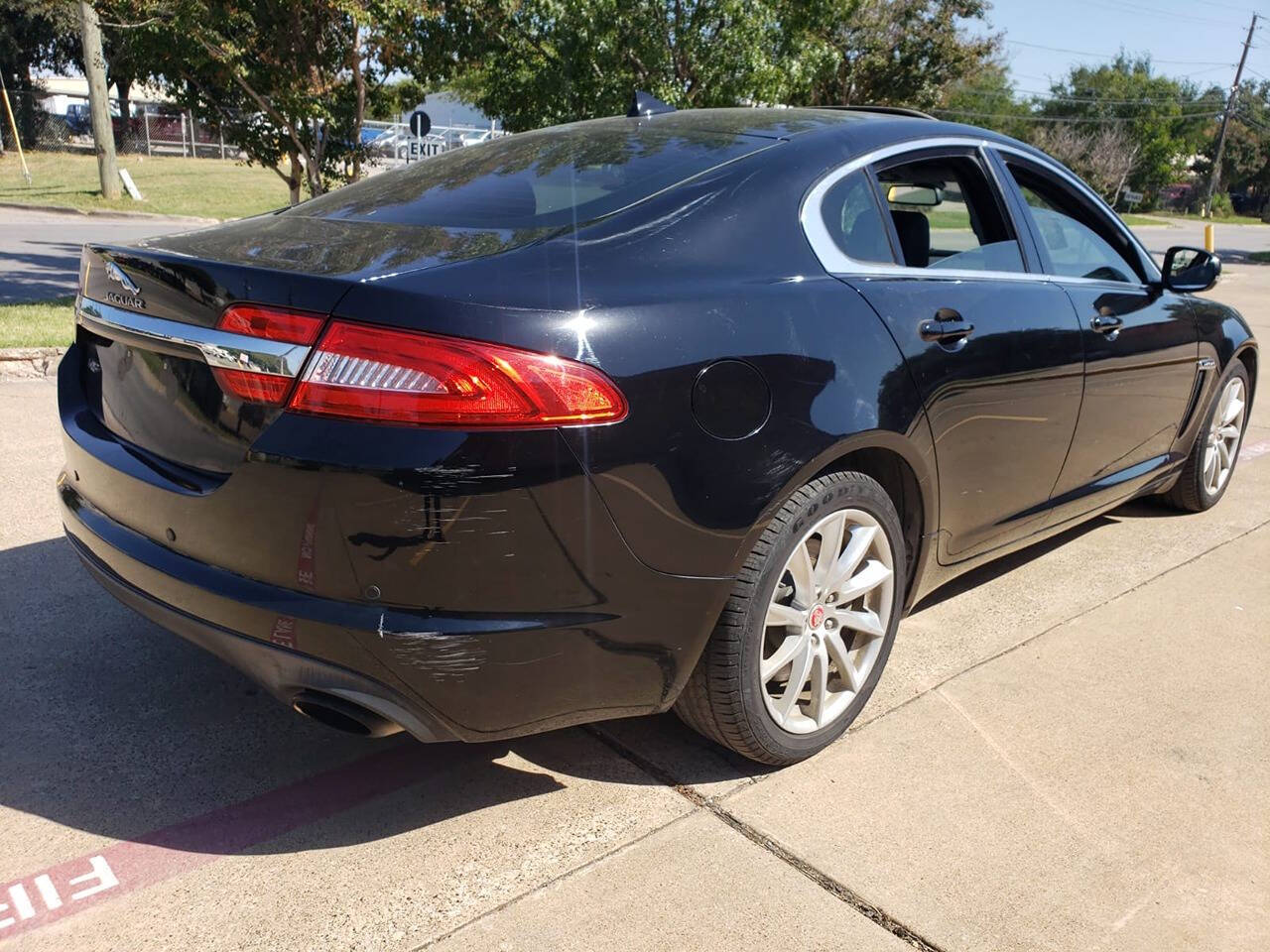 2014 Jaguar XF for sale at Sarenco Auto Inc in Dallas, TX