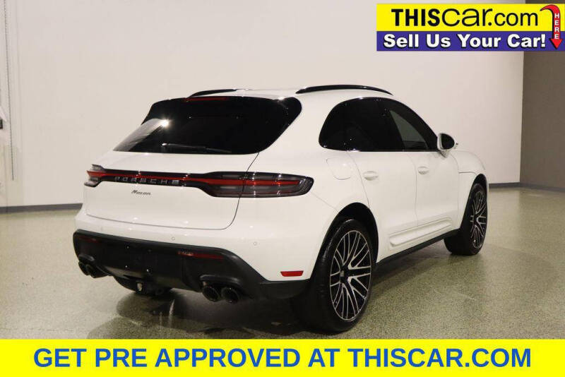 2025 Porsche Macan