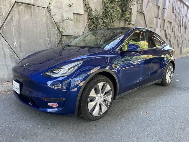 2023 Tesla Model Y Long Range