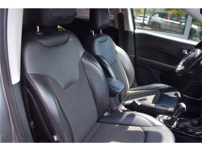 2021 Jeep Compass Altitude