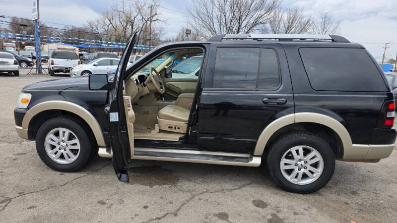 2007 Ford Explorer for sale at Dave-O Motor Co. in Haltom City TX