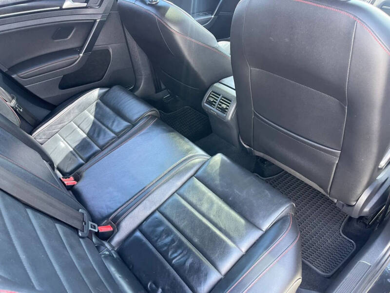 2017 Volkswagen Golf GTI