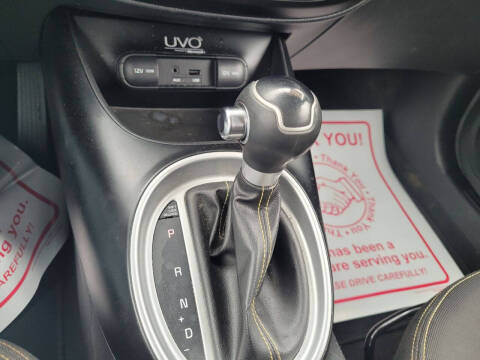 2015 Kia Soul +