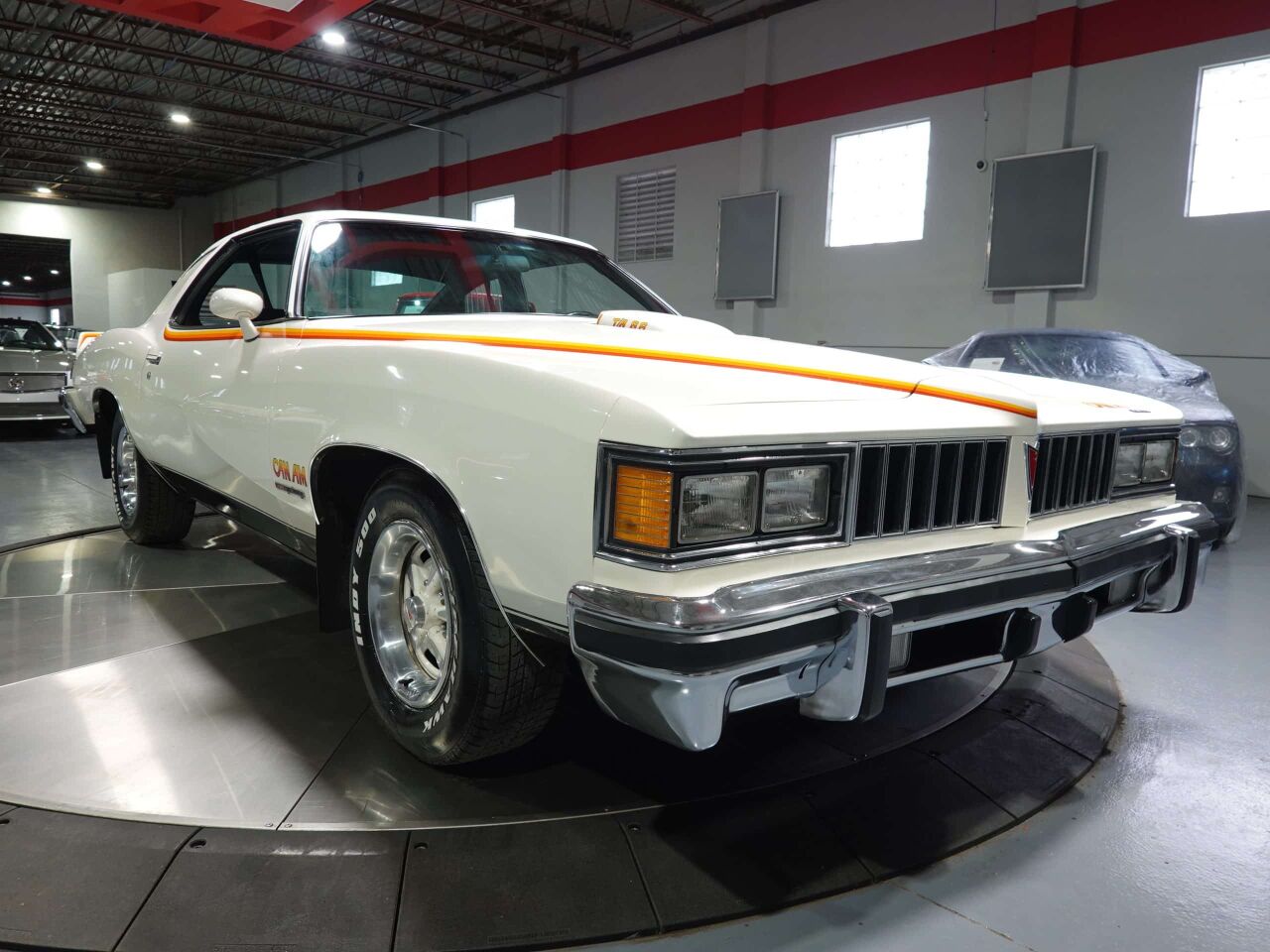 1977 Pontiac Can Am 13