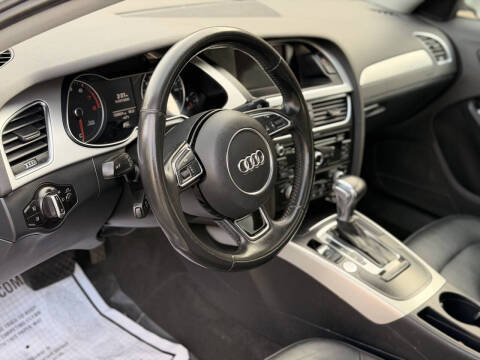 2016 Audi A4 2.0T quattro Premium