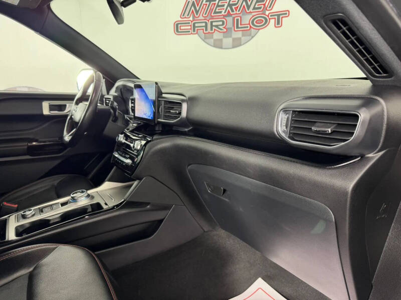 2022 Ford Explorer ST-Line