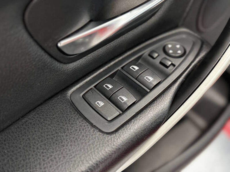 2015 BMW 3 Series 320i xDrive